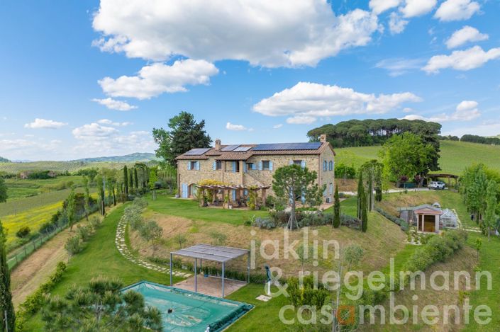 Image No.7-5 Bed Country House for sale