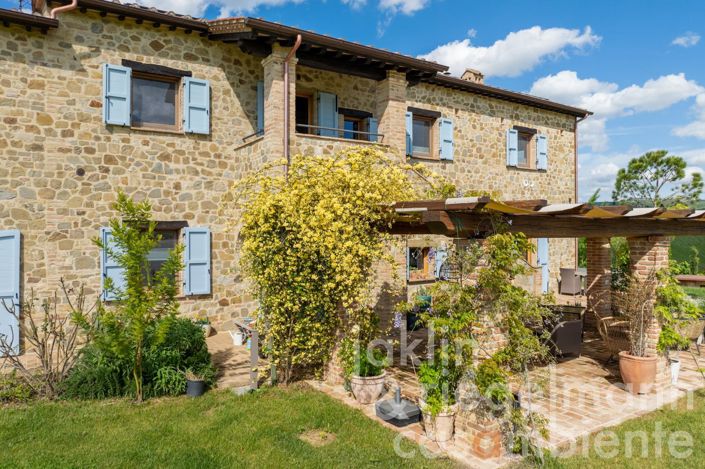 Image No.8-5 Bed Country House for sale