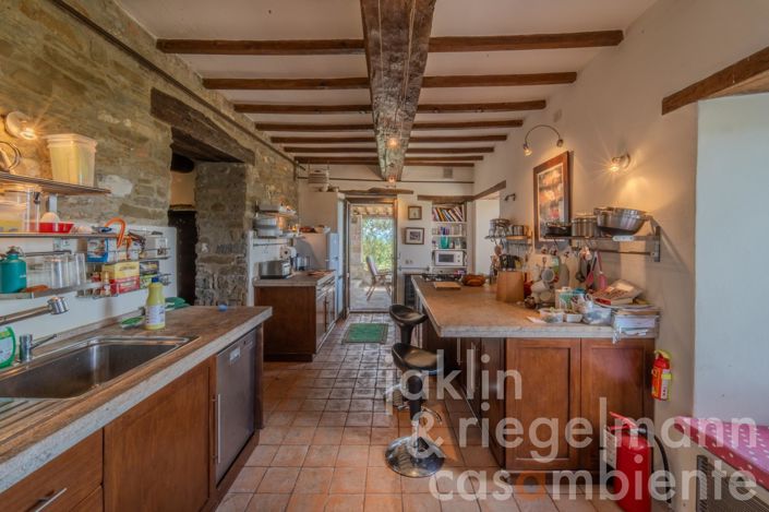 Image No.16-5 Bed Country House for sale