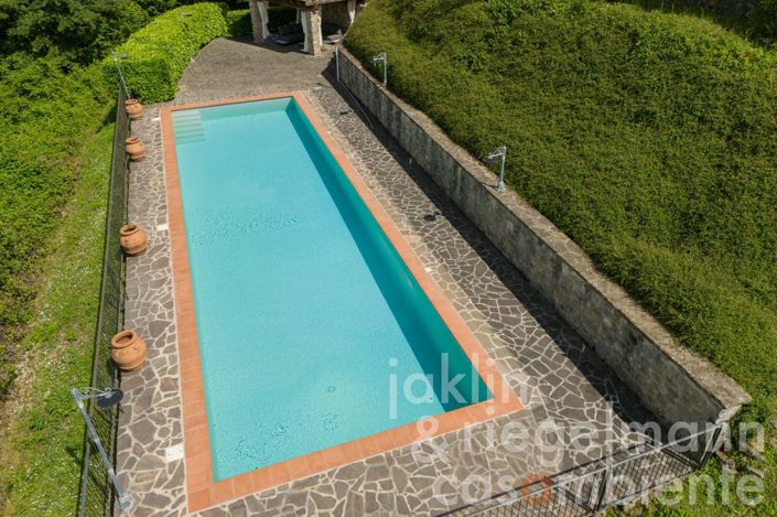 Image No.42-5 Bed Country House for sale