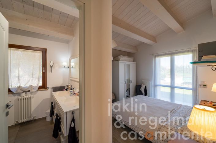 Image No.57-14 Bed Farmhouse for sale