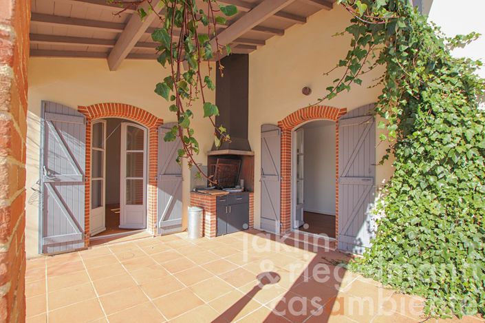 Image No.5-5 Bed Country House for sale