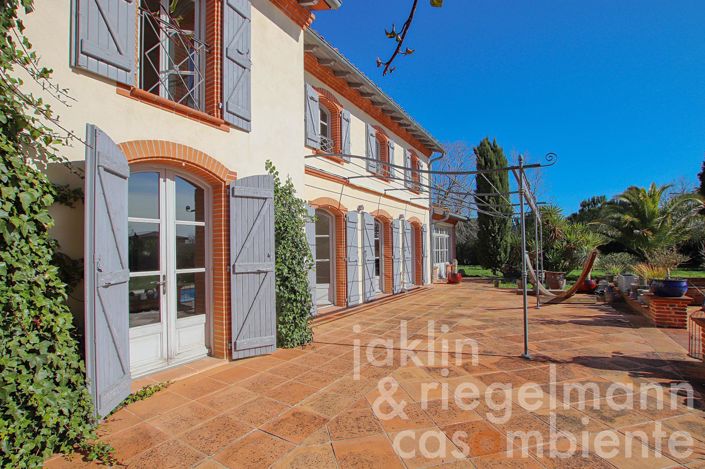 Image No.6-5 Bed Country House for sale