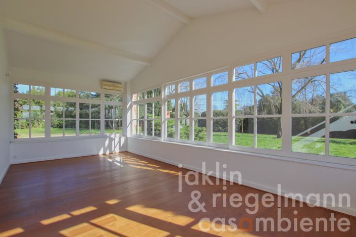 Image No.8-5 Bed Country House for sale