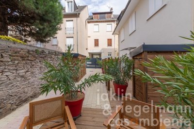 6601527f06b99m412409