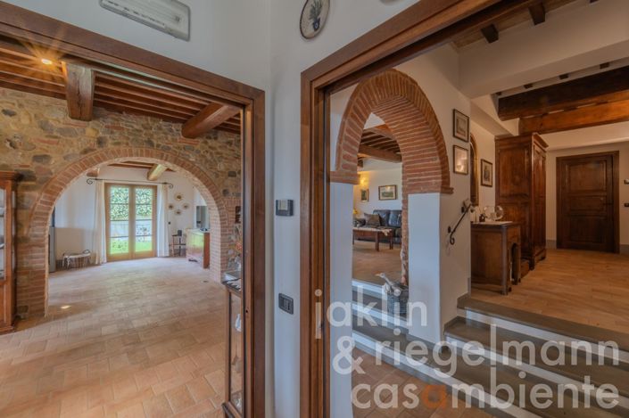 Image No.16-4 Bed Country House for sale