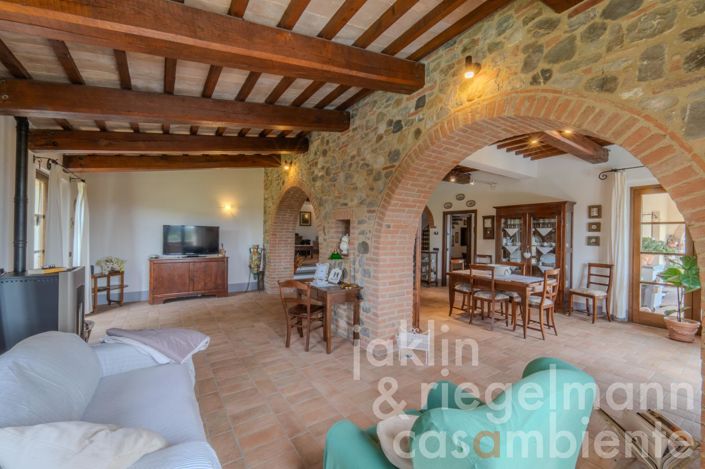 Image No.19-4 Bed Country House for sale