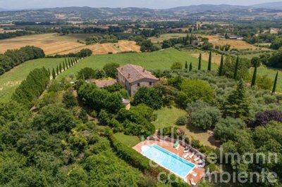 10 Bed Country House for sale