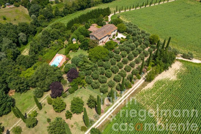 Image No.12-10 Bed Country House for sale