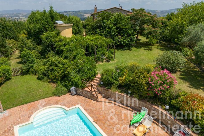 Image No.17-10 Bed Country House for sale