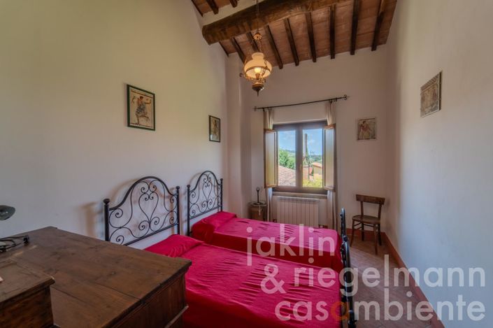 Image No.50-10 Bed Country House for sale