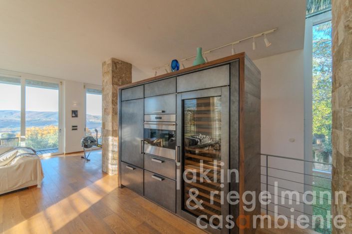 Image No.38-5 Bed Country House for sale