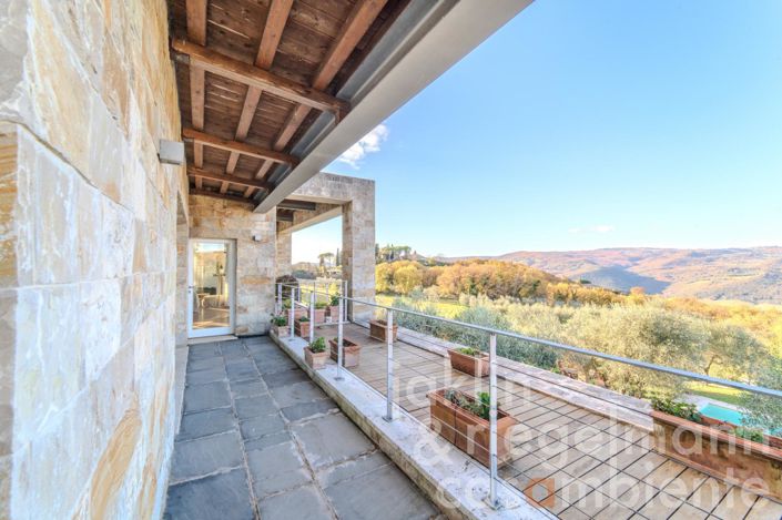 Image No.43-5 Bed Country House for sale