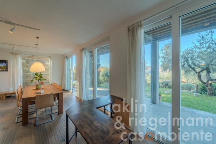 Image No.53-5 Bed Country House for sale