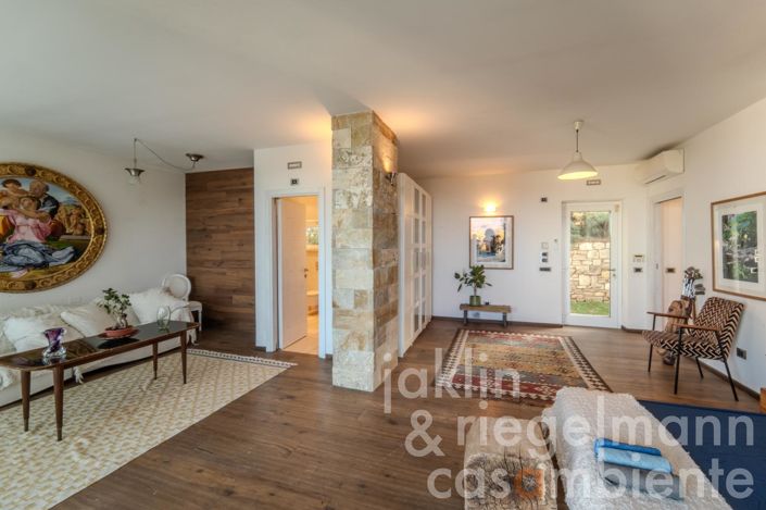 Image No.61-5 Bed Country House for sale