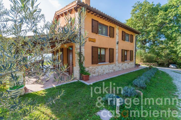 Image No.20-6 Bed Country House for sale