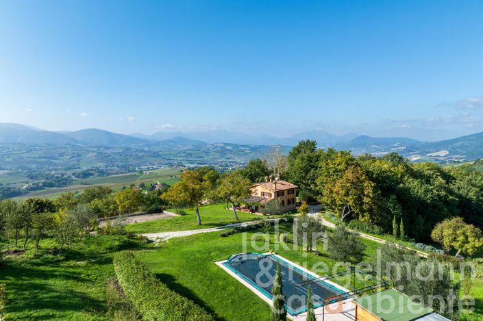 Image No.4-6 Bed Country House for sale