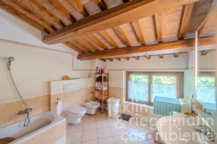 Image No.36-6 Bed Country House for sale