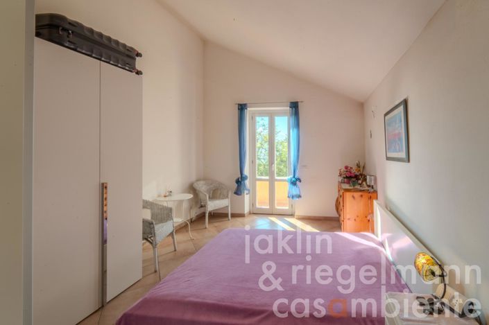 Image No.55-6 Bed Country House for sale