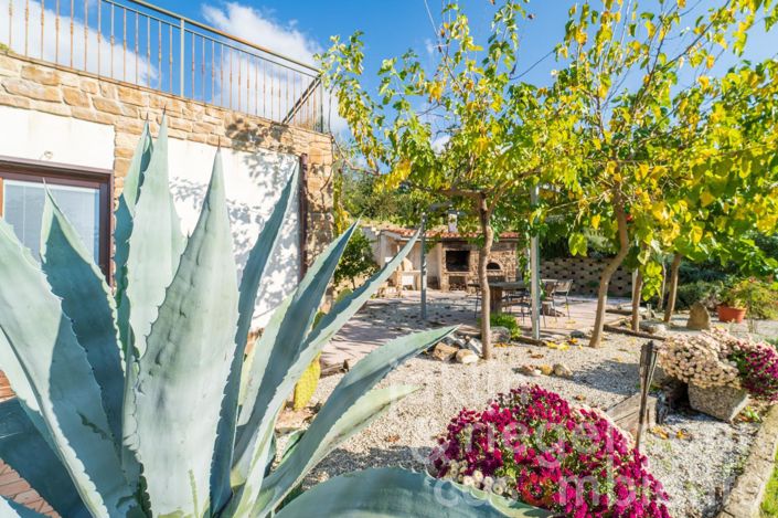 Image No.59-6 Bed Country House for sale