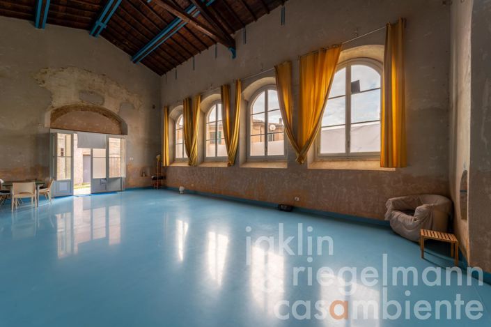 Image No.2-Studio for sale