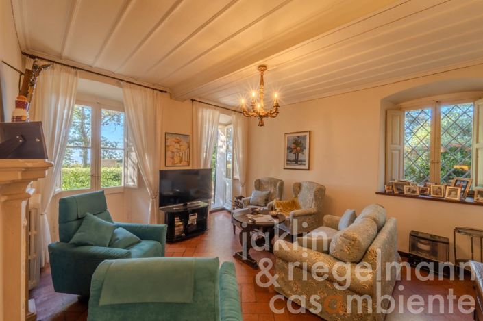 Image No.24-6 Bed Country House for sale