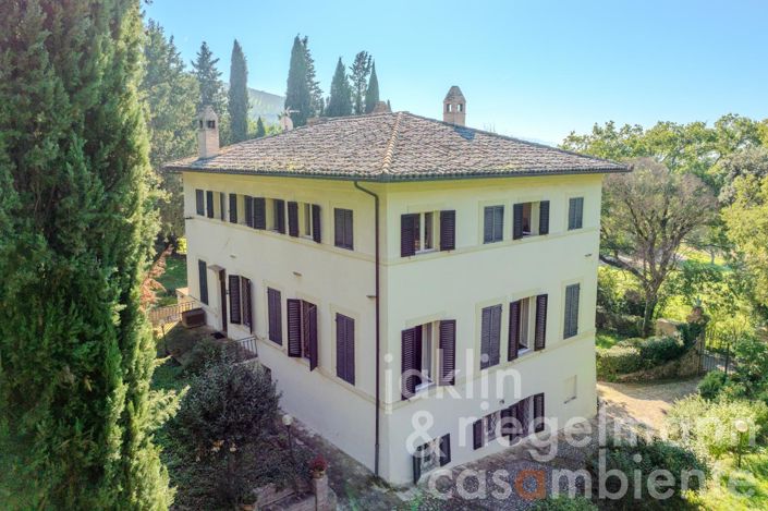 Image No.7-6 Bed Country House for sale