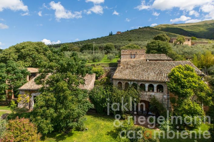 Image No.17-8 Bed Country House for sale