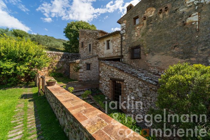 Image No.29-8 Bed Country House for sale