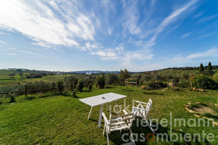 Image No.22-9 Bed Farmhouse for sale