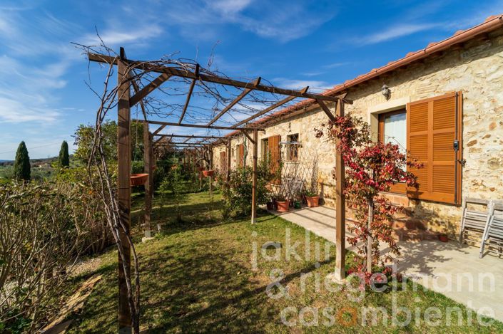 Image No.24-9 Bed Farmhouse for sale