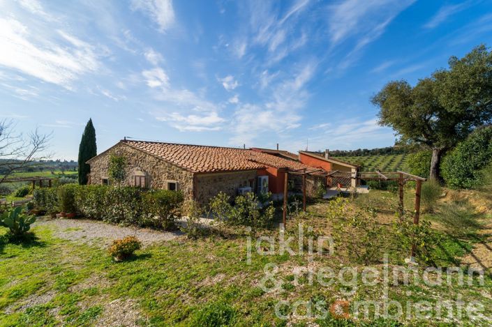 Image No.26-9 Bed Farmhouse for sale