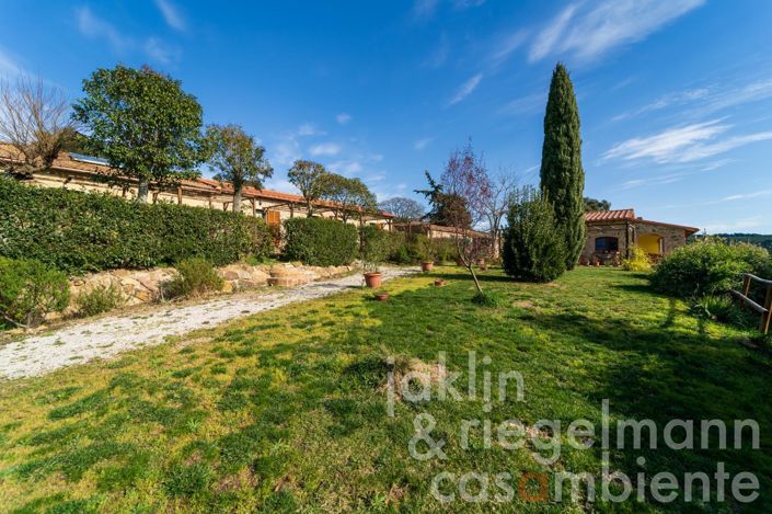 Image No.28-9 Bed Farmhouse for sale