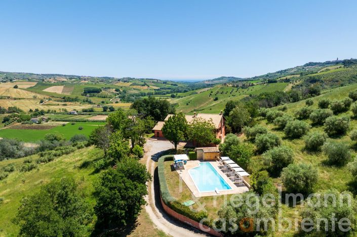 Image No.25-8 Bed Country House for sale