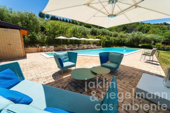 Image No.28-8 Bed Country House for sale