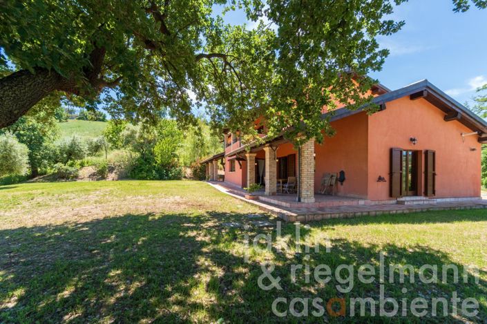 Image No.34-8 Bed Country House for sale