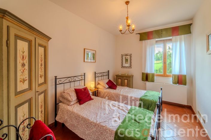 Image No.30-3 Bed Country House for sale