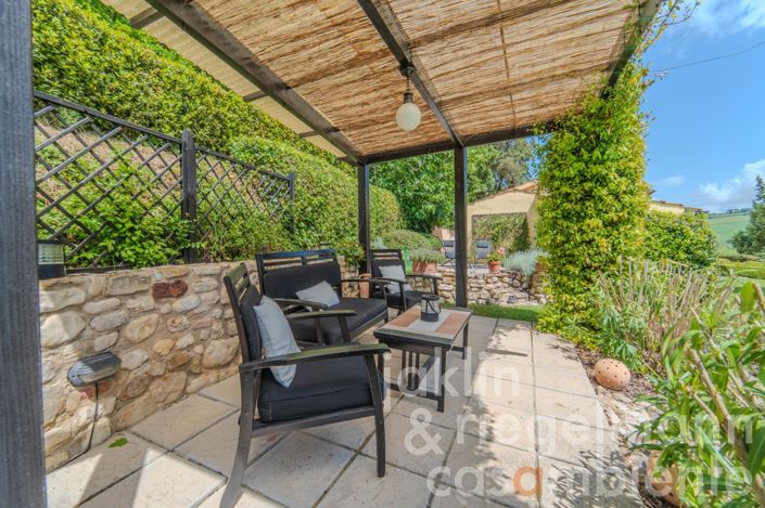 Image No.44-3 Bed Country House for sale