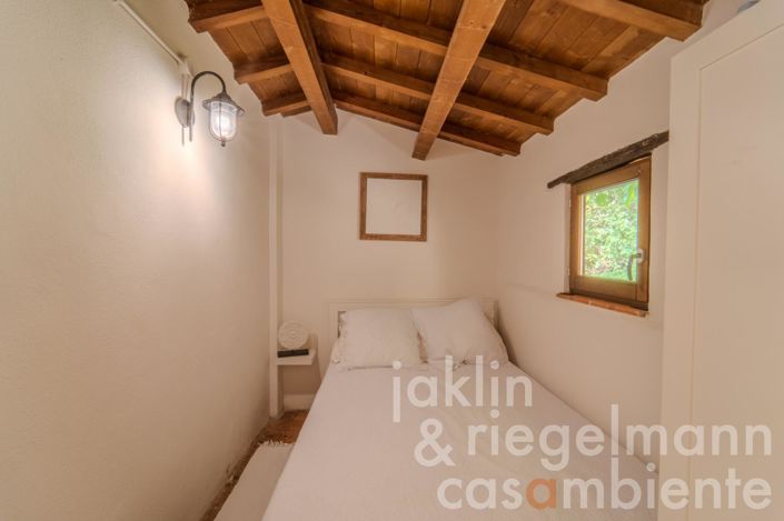 Image No.57-3 Bed Country House for sale