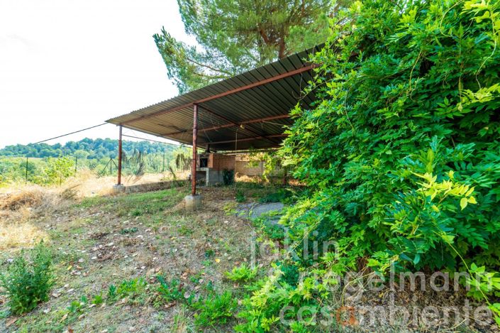 Image No.23-4 Bed Farmhouse for sale