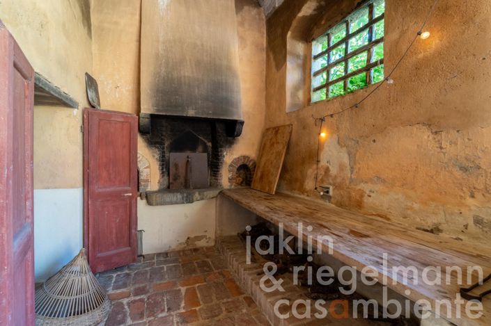 Image No.48-10 Bed Villa for sale