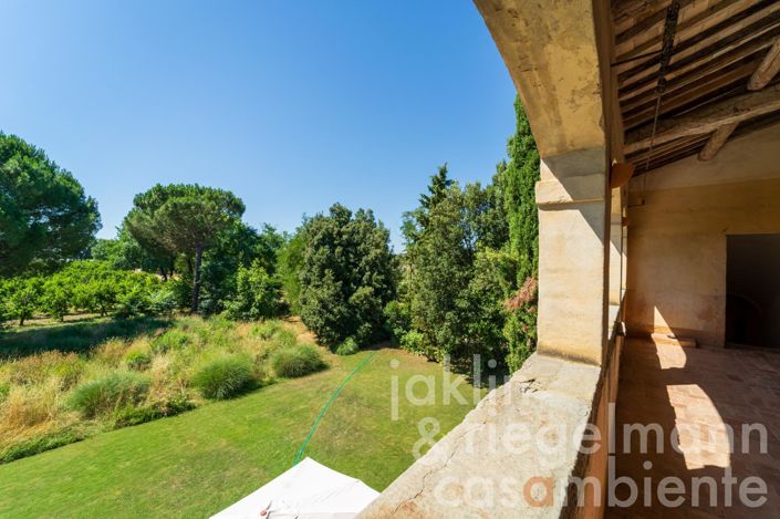 Image No.59-10 Bed Villa for sale