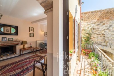 68ac197e2d0a3m424610