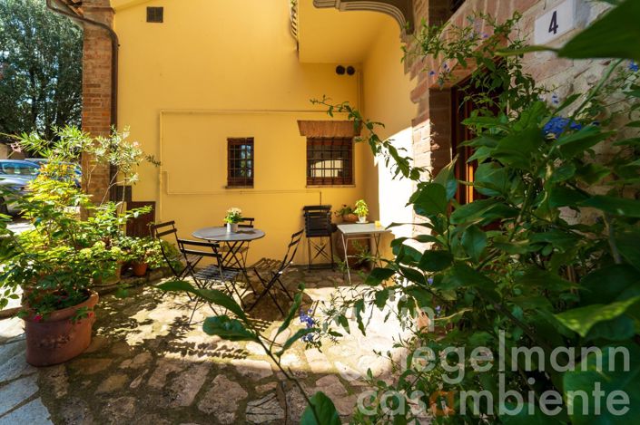 Image No.29-3 Bed Townhouse for sale