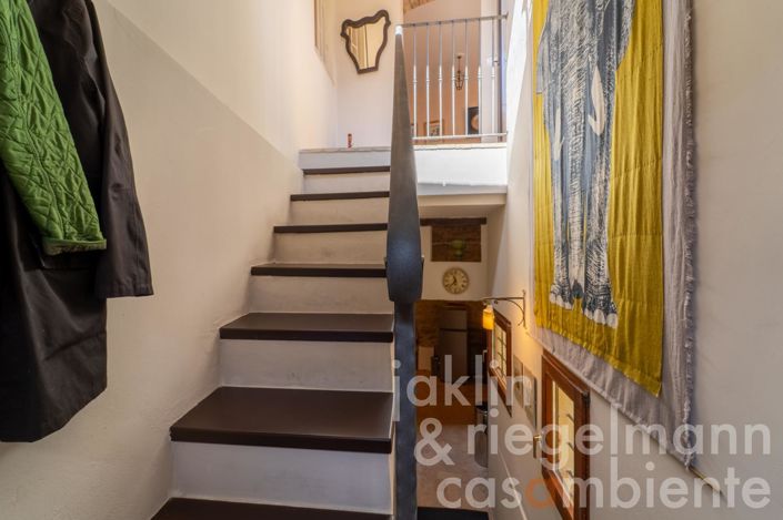 Image No.8-3 Bed Townhouse for sale