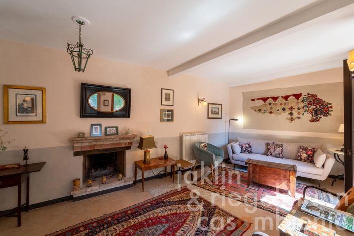 Image No.9-3 Bed Townhouse for sale