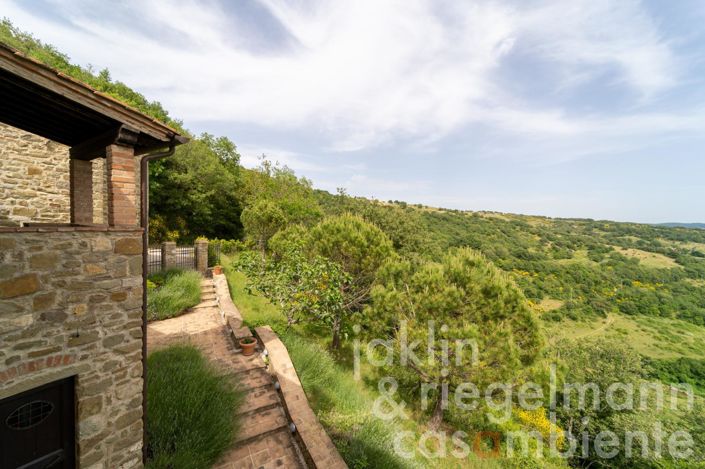 Image No.23-4 Bed Country House for sale