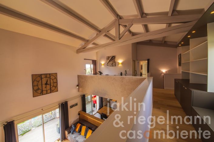 Image No.21-5 Bed Townhouse for sale