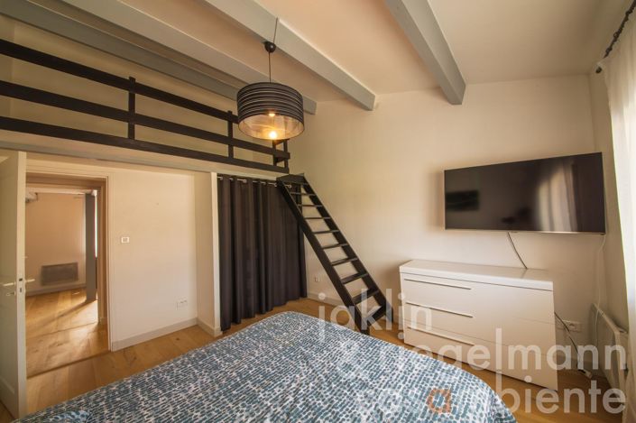 Image No.28-5 Bed Townhouse for sale