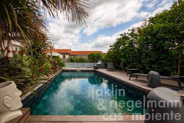 Image No.38-5 Bed Townhouse for sale